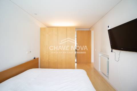 Apartamento T3 Venda em Ramalde,Porto