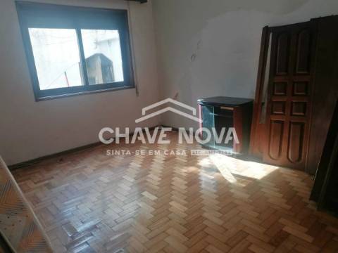 Andar Moradia T2 Venda em Rio Tinto,Gondomar