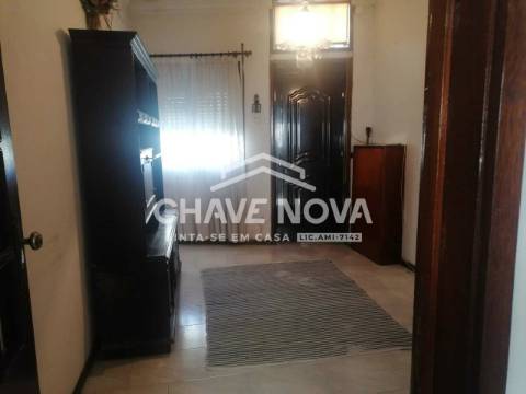 Andar Moradia T2 Venda em Rio Tinto,Gondomar