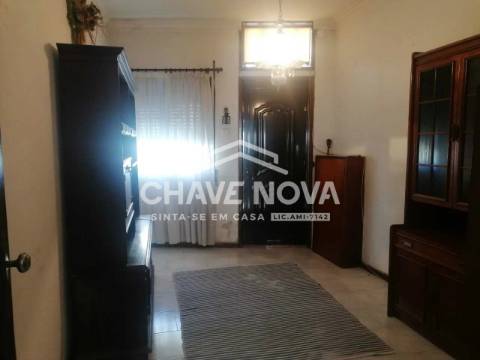 Andar Moradia T2 Venda em Rio Tinto,Gondomar