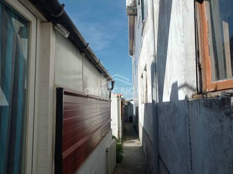 Andar Moradia T2 Venda em Gondomar (São Cosme), Valbom e Jovim,Gondomar