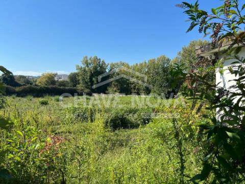 Terreno Misto  Venda em Oliveira do Douro,Vila Nova de Gaia