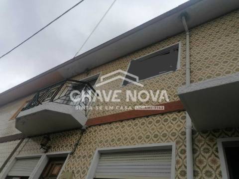 Andar Moradia T2+1 Venda em Ermesinde,Valongo