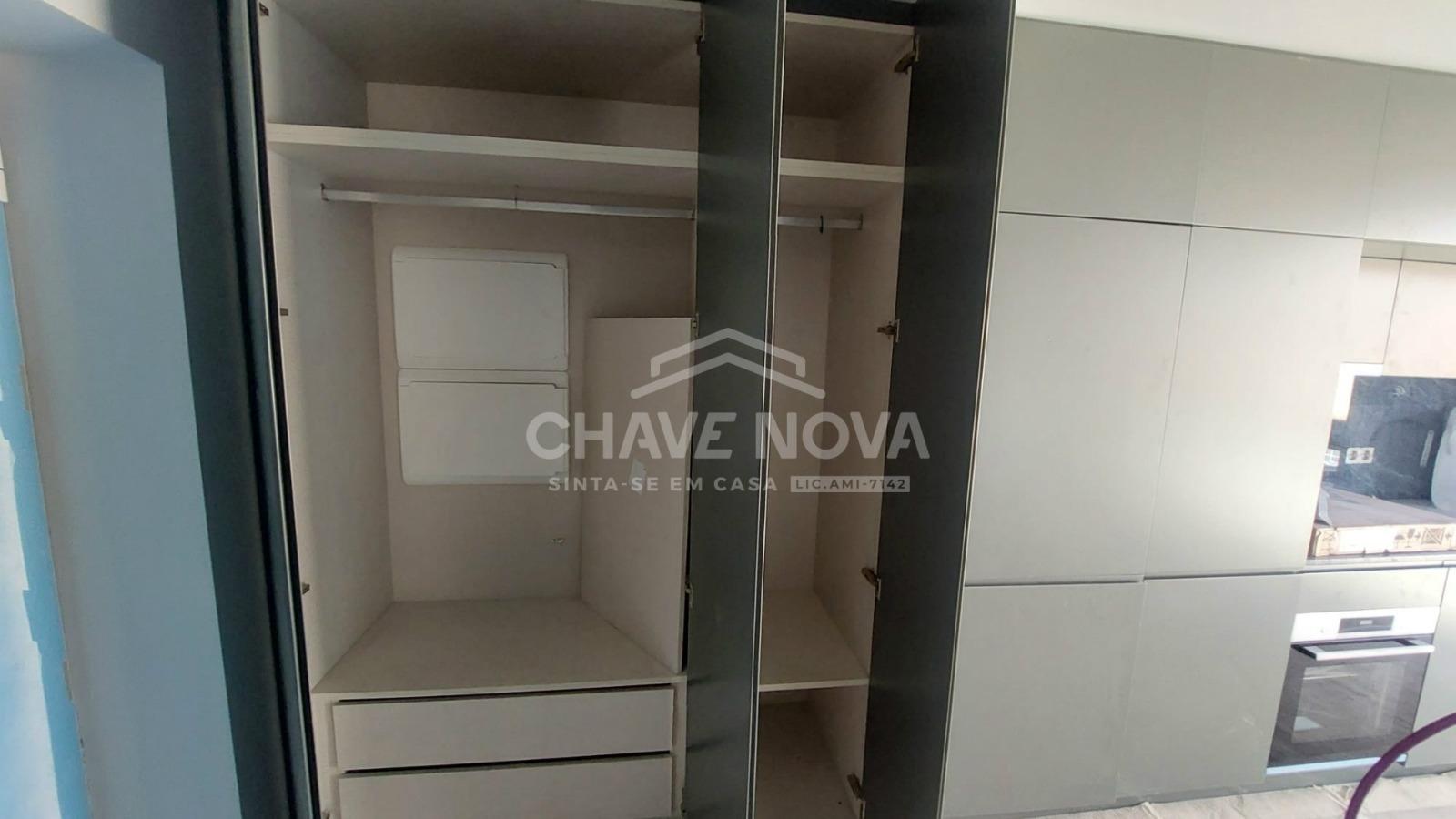 Apartamento T0 Venda em Mafamude e Vilar do Paraíso,Vila Nova de Gaia