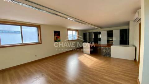 Armazém  Arrendamento em Canedo, Vale e Vila Maior,Santa Maria da Feira