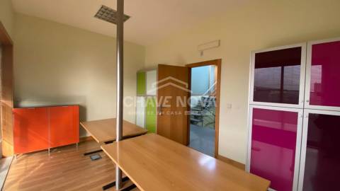 Armazém  Arrendamento em Canedo, Vale e Vila Maior,Santa Maria da Feira