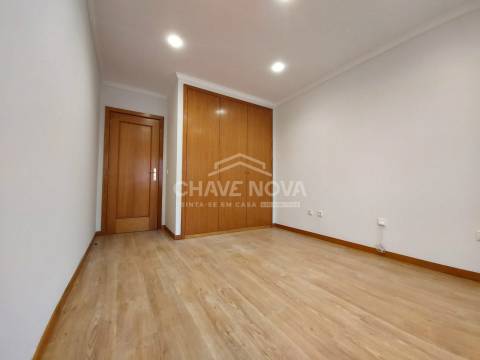 Apartamento T2 Venda em Póvoa de Varzim, Beiriz e Argivai,Póvoa de Varzim