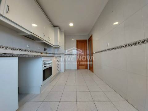 Apartamento T2 Venda em Póvoa de Varzim, Beiriz e Argivai,Póvoa de Varzim