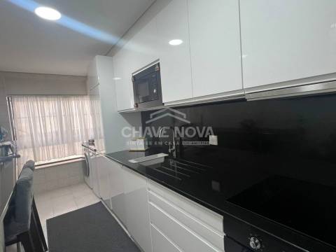 Apartamento T2+1 Venda em São Mamede de Infesta e Senhora da Hora,Matosinhos