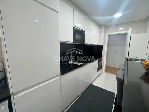 Apartamento T2+1 Venda em São Mamede de Infesta e Senhora da Hora,Matosinhos