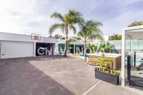 Moradia Isolada T4 Venda em Oliveira de Azeméis, Santiago de Riba-Ul, Ul, Macinhata da Seixa e Madail,Oliveira de Azeméis