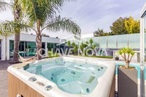 Moradia Isolada T4 Venda em Oliveira de Azeméis, Santiago de Riba-Ul, Ul, Macinhata da Seixa e Madail,Oliveira de Azeméis