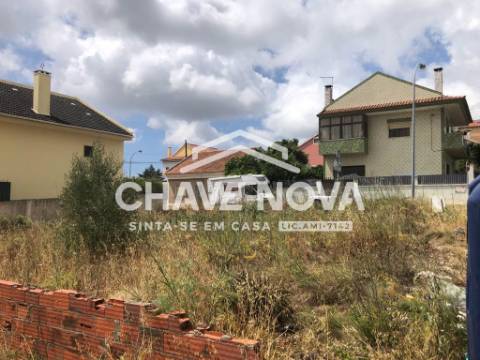 Lote de Terreno  Compra em Mina de Água,Amadora