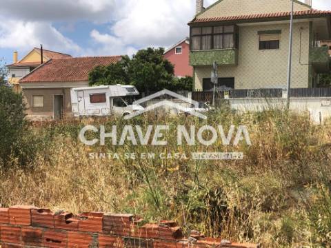 Lote de Terreno  Compra em Mina de Água,Amadora