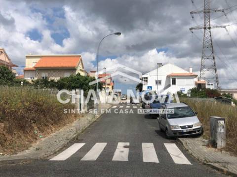 Lote de Terreno  Compra em Mina de Água,Amadora