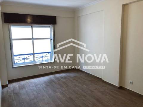 Apartamento T2 Venda em Algueirão-Mem Martins,Sintra