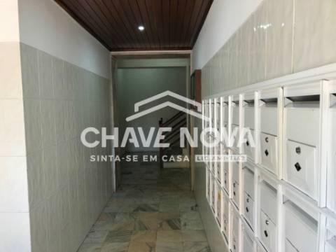 Apartamento T2 Venda em Algueirão-Mem Martins,Sintra