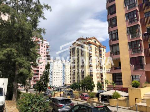 Apartamento T2 Venda em Algueirão-Mem Martins,Sintra