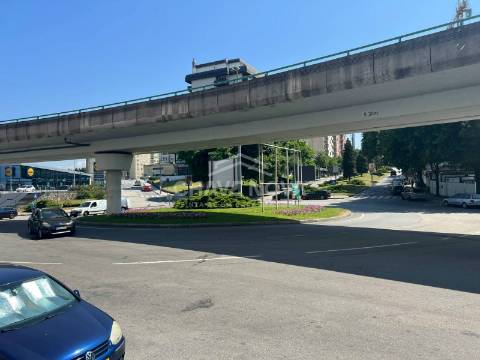 Armazém T0 Venda em Rio Tinto,Gondomar