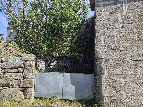 Moradia T2 Venda em Cambra e Carvalhal de Vermilhas,Vouzela