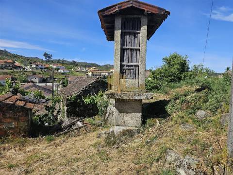 Moradia T2 Venda em Cambra e Carvalhal de Vermilhas,Vouzela