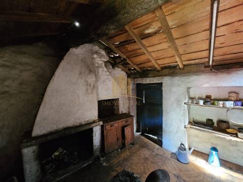 Moradia T2 Venda em Cambra e Carvalhal de Vermilhas,Vouzela