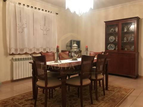 Moradia T5 Venda em Viseu,Viseu