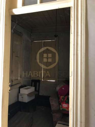 Moradia Devoluta T6 Venda em Silgueiros,Viseu